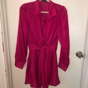 Hot pink mid length dress from guess. Size L
